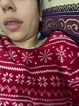 Snapshot of Lina-lolo chatting on March 13, 2025, 12:56 pm Lina-lolo online show from March 13, 2025, 12:56 pm