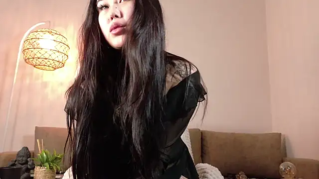 Yuriko May online show from March 24, 2026, 9:31 am