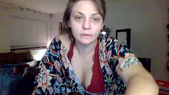 sophiarica online show from May 28, 2026, 4:31 am