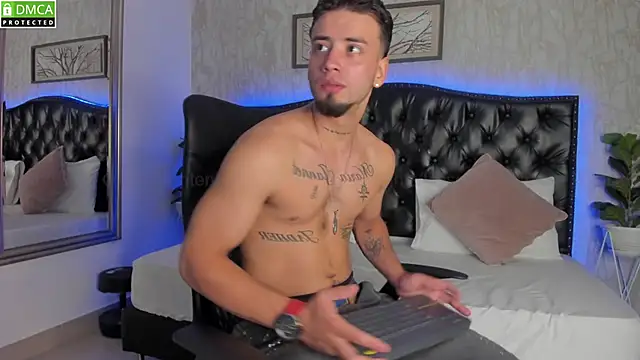 Snapshot of MattDevon chatting on March 6, 2025, 5:22 pm MattDevon online show from March 6, 2025, 5:22 pm