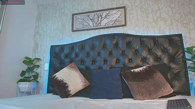 Snapshot of MattDevon chatting on February 17, 2026, 3:37 am MattDevon online show from February 17, 2026, 3:37 am