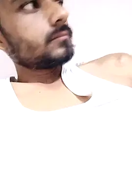 Gujrat player online show from May 3, 2026, 8:45 pm