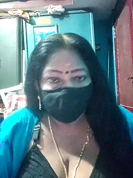 Snapshot of maniisha chatting on June 4, 2026, 5:17 pm maniisha online show from June 4, 2026, 5:17 pm