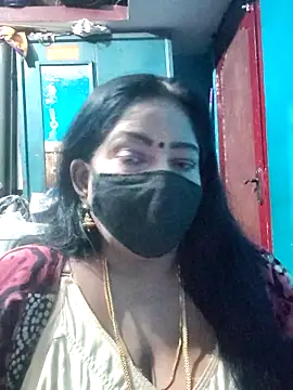 Snapshot of maniisha chatting on June 12, 2026, 5:21 pm maniisha online show from June 12, 2026, 5:21 pm