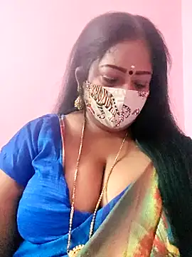 Snapshot of maniisha chatting on February 10, 2025, 6:13 pm maniisha online show from February 10, 2025, 6:13 pm