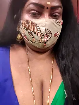 Snapshot of maniisha chatting on January 22, 2025, 4:13 am maniisha online show from January 22, 2025, 4:13 am