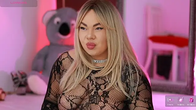 Snapshot of MissLilaa chatting on March 16, 2025, 5:28 pm MissLilaa online show from March 16, 2025, 5:28 pm