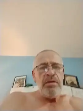 geilerschwanz64 online show from November 26, 2025, 8:20 pm