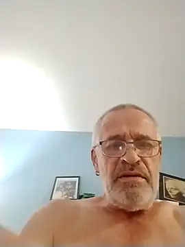 geilerschwanz64 online show from October 21, 2025, 12:11 am