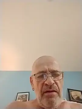 geilerschwanz64 online show from November 7, 2025, 7:35 am