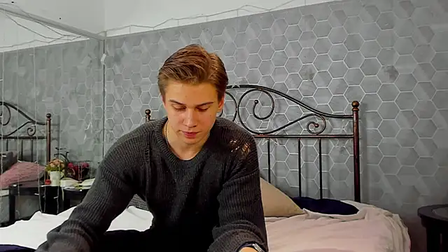 Snapshot of Marcus_Swampov chatting on December 20, 2024, 3:36 am Marcus Swampov online show from December 20, 2024, 3:36 am