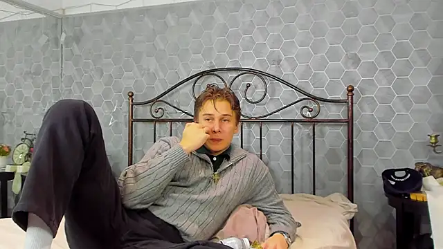Snapshot of Marcus_Swampov chatting on January 11, 2025, 6:35 am Marcus Swampov online show from January 11, 2025, 6:35 am