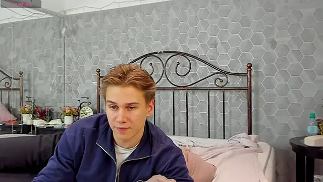 Snapshot of Marcus_Swampov chatting on December 12, 2024, 12:12 pm Marcus Swampov online show from December 12, 2024, 12:12 pm