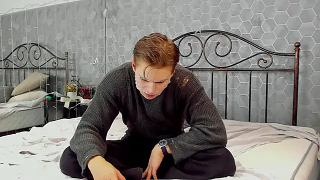 Snapshot of Marcus_Swampov chatting on December 2, 2024, 9:45 pm Marcus Swampov online show from December 2, 2024, 9:45 pm