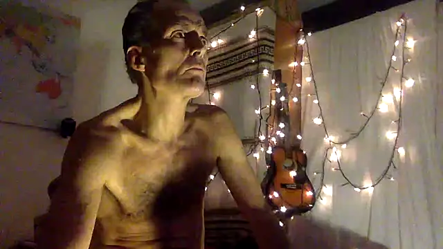 TowaFreespirit online show from December 13, 2024, 11:17 pm