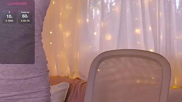 Snapshot of Miss_Milka chatting on February 25, 2026, 5:46 pm Miss Milka online show from February 25, 2026, 5:46 pm