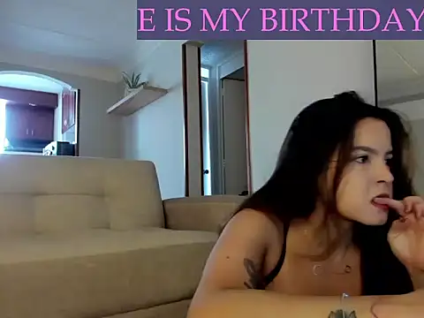 Snapshot of AmandaCallum chatting on June 15, 2026, 3:12 pm AmandaCallum online show from June 15, 2026, 3:12 pm