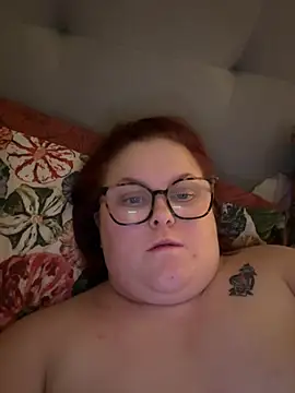 Snapshot of Tallulah-mae-xoxox chatting on February 19, 2025, 8:31 pm Tallulah-mae-xoxox online show from February 19, 2025, 8:31 pm