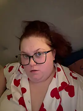 Snapshot of Tallulah-mae-xoxox chatting on February 25, 2025, 8:21 pm Tallulah-mae-xoxox online show from February 25, 2025, 8:21 pm