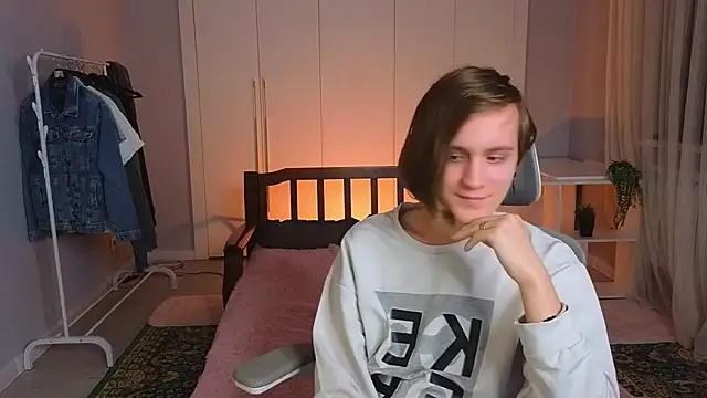 Snapshot of nikompell chatting on March 14, 2025, 6:50 pm nikompell online show from March 14, 2025, 6:50 pm