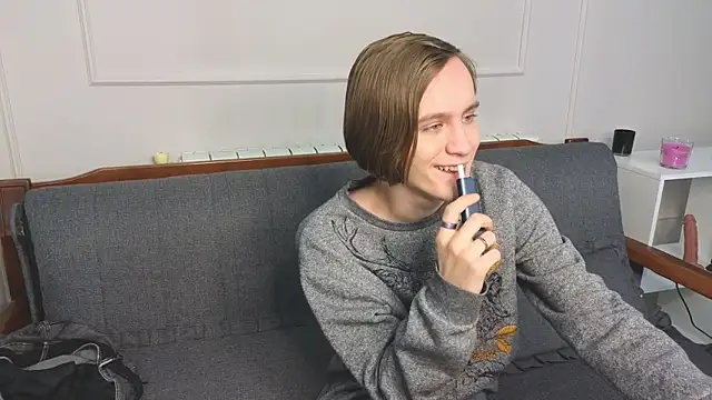 Snapshot of nikompell chatting on January 7, 2025, 1:38 am nikompell online show from January 7, 2025, 1:38 am