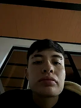 Snapshot of nico_18x chatting on October 2, 2025, 3:21 am nico 18x online show from October 2, 2025, 3:21 am