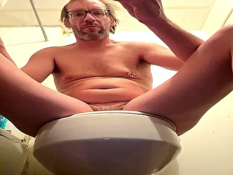 Snapshot of Lotacum chatting on December 22, 2025, 4:34 am Lotacum online show from December 22, 2025, 4:34 am