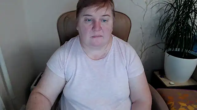 Snapshot of Limonka-Fire chatting on January 16, 2025, 3:24 pm Limonka-Fire online show from January 16, 2025, 3:24 pm