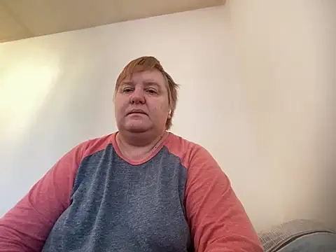 Snapshot of Limonka-Fire chatting on February 19, 2025, 7:50 am Limonka-Fire online show from February 19, 2025, 7:50 am