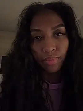 Snapshot of IamCrystal2 chatting on December 23, 2024, 8:14 pm IamCrystal2 online show from December 23, 2024, 8:14 pm