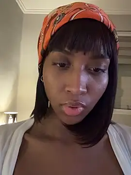 Snapshot of IamCrystal2 chatting on January 2, 2025, 9:39 pm IamCrystal2 online show from January 2, 2025, 9:39 pm