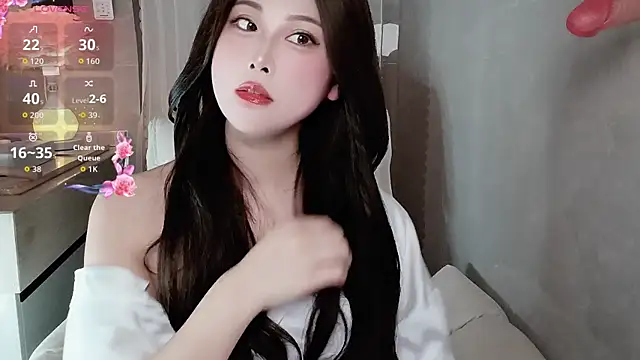 Blossom-666 online show from February 7, 2026, 7:16 am