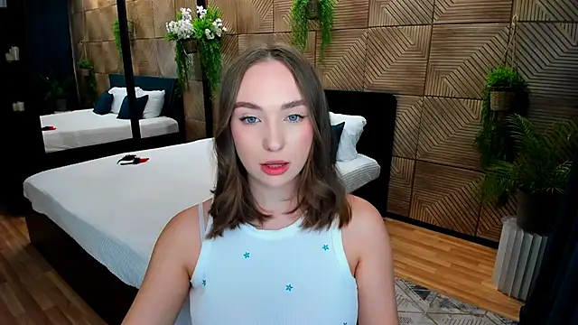 Snapshot of TrueReincarnation chatting on September 30, 2025, 7:20 pm TrueReincarnation online show from September 30, 2025, 7:20 pm
