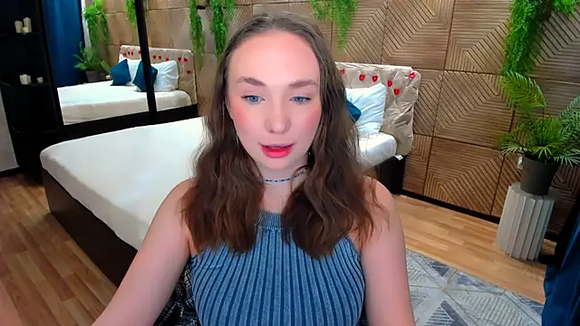 Snapshot of TrueReincarnation chatting on April 7, 2026, 10:06 am TrueReincarnation online show from April 7, 2026, 10:06 am