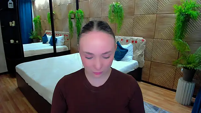 Snapshot of TrueReincarnation chatting on April 14, 2026, 10:20 am TrueReincarnation online show from April 14, 2026, 10:20 am