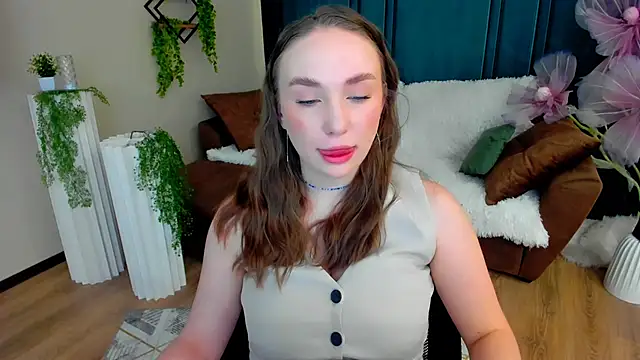 Snapshot of TrueReincarnation chatting on May 13, 2026, 10:11 am TrueReincarnation online show from May 13, 2026, 10:11 am