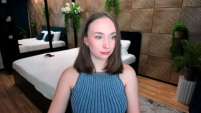 Snapshot of TrueReincarnation chatting on October 8, 2025, 10:06 am TrueReincarnation online show from October 8, 2025, 10:06 am