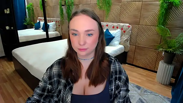 Snapshot of TrueReincarnation chatting on April 8, 2026, 10:28 am TrueReincarnation online show from April 8, 2026, 10:28 am