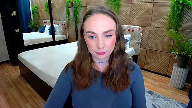 Snapshot of TrueReincarnation chatting on May 12, 2026, 4:13 pm TrueReincarnation online show from May 12, 2026, 4:13 pm