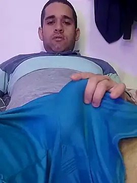 Snapshot of CRISTHIAN_GREY01 chatting on February 28, 2025, 3:04 pm CRISTHIAN GREY01 online show from February 28, 2025, 3:04 pm