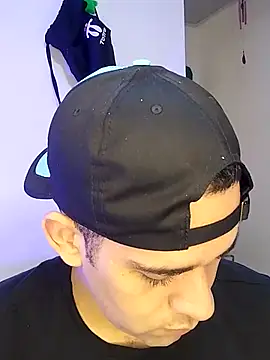 Snapshot of CRISTHIAN_GREY01 chatting on January 14, 2025, 6:38 pm CRISTHIAN GREY01 online show from January 14, 2025, 6:38 pm