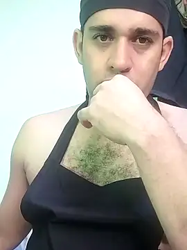 Snapshot of CRISTHIAN_GREY01 chatting on February 9, 2025, 6:11 am CRISTHIAN GREY01 online show from February 9, 2025, 6:11 am