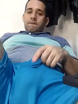 Snapshot of CRISTHIAN_GREY01 chatting on February 28, 2025, 5:26 am CRISTHIAN GREY01 online show from February 28, 2025, 5:26 am