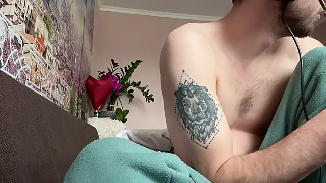 JackyAndHelen online show from December 6, 2024, 11:05 am