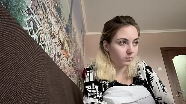 JackyAndHelen online show from December 10, 2024, 12:27 pm