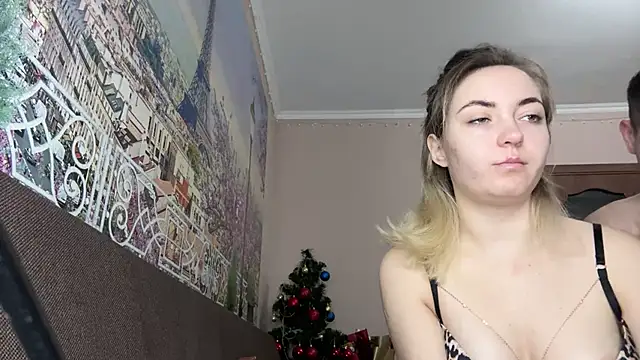 JackyAndHelen online show from January 8, 2025, 3:50 pm