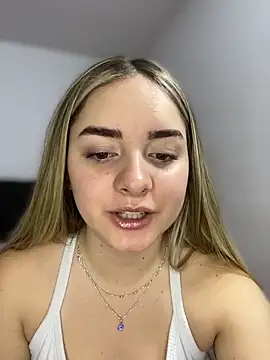 Snapshot of imlindapink chatting on January 14, 2026, 5:05 pm imlindapink online show from January 14, 2026, 5:05 pm