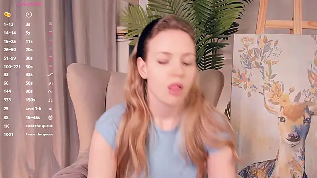 Snapshot of ElizavecaSunrise chatting on April 24, 2026, 7:21 am ElizavecaSunrise online show from April 24, 2026, 7:21 am