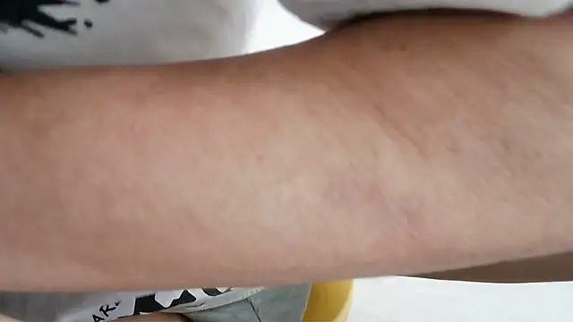 Snapshot of XiaoGuoGuo284512 chatting on December 3, 2025, 8:25 am XiaoGuoGuo284512 online show from December 3, 2025, 8:25 am