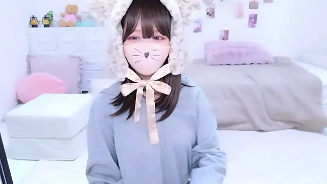 328 mitsuha online show from November 29, 2025, 10:59 am